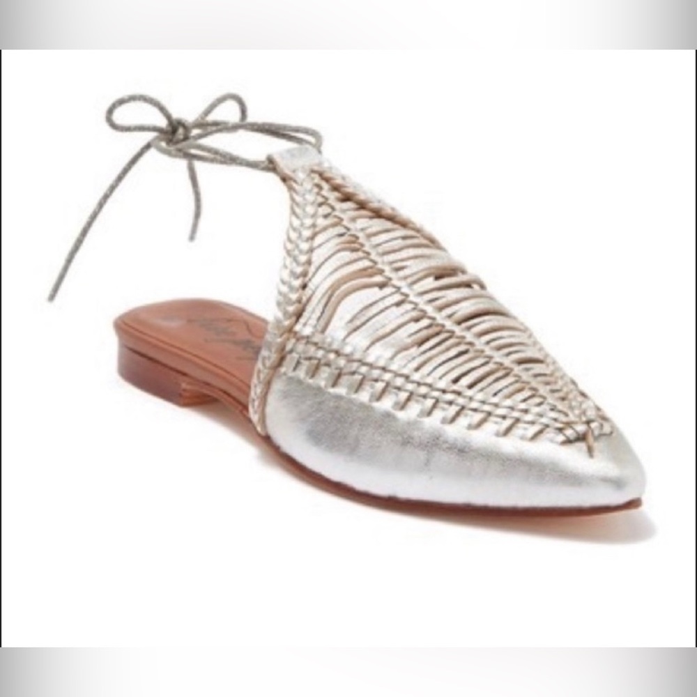 Free People Dana Pointed Flats